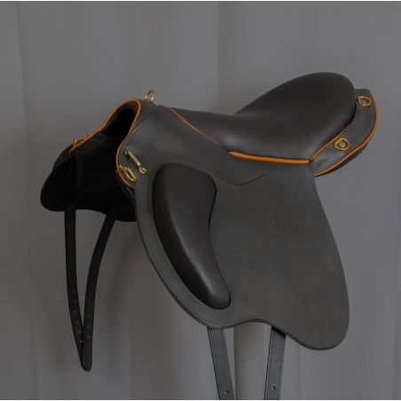 Black Sévérac saddle