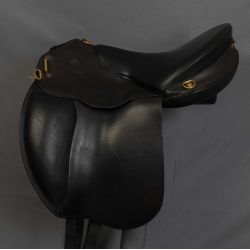 Black 2021 Marathippo