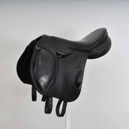 D13 saddle second hand