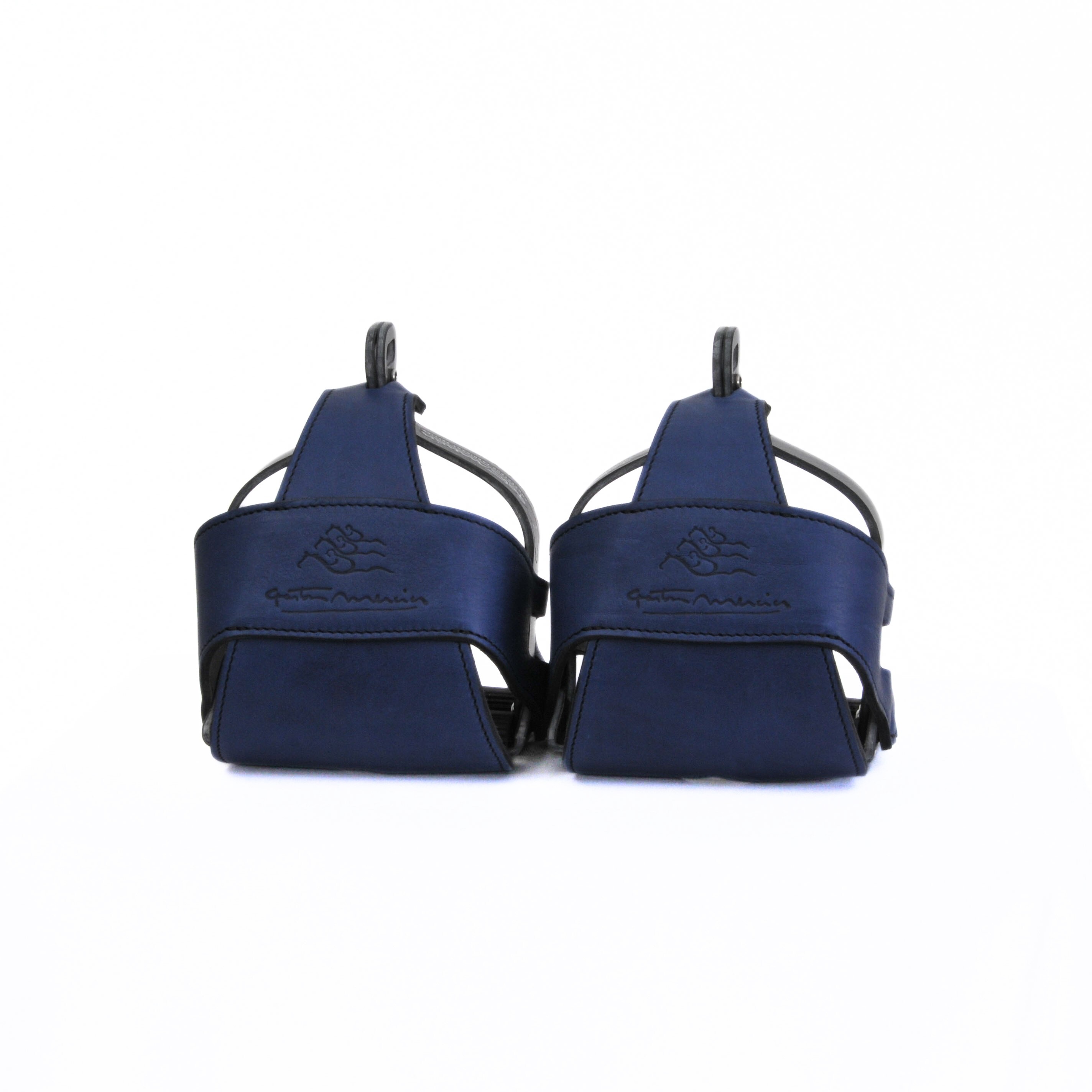 Bi-Relax Carbon Stirrup 2.0 with hull