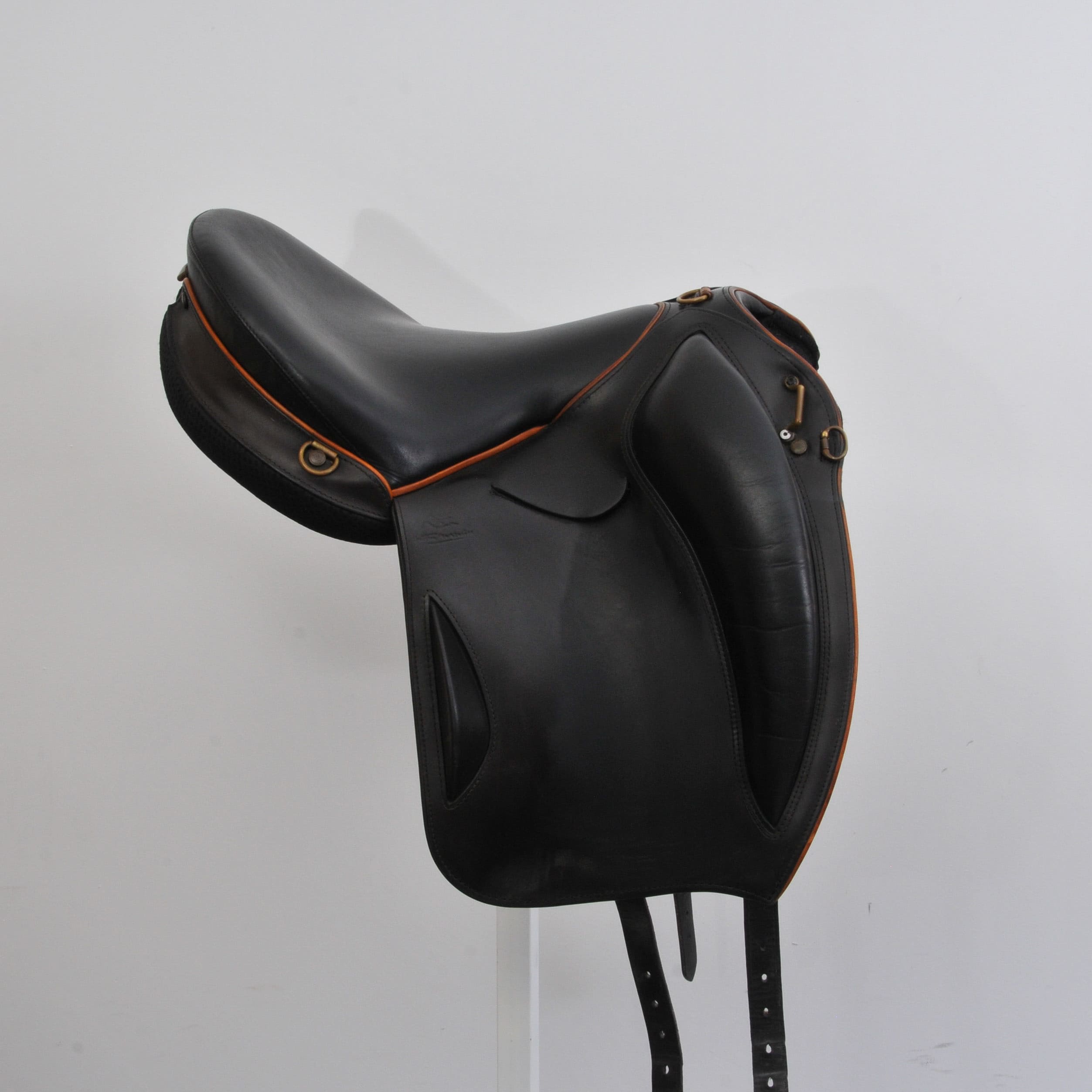 Second hand Compiègne saddle