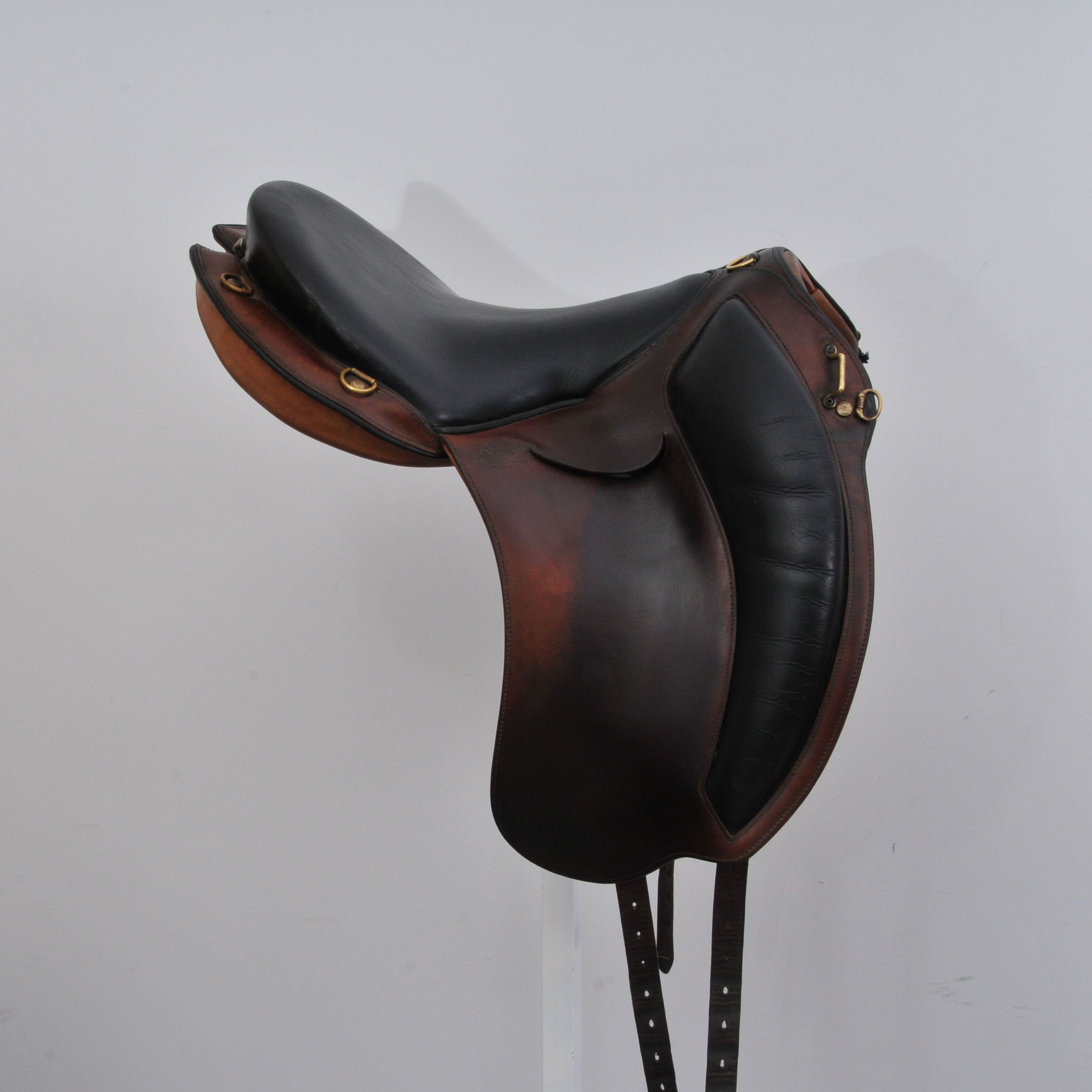 copy ofSecond hand Doline Saddle