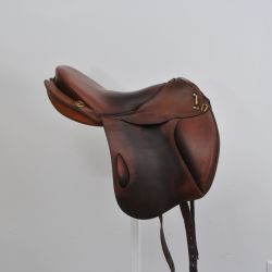 Second hand brown Marathippo saddle